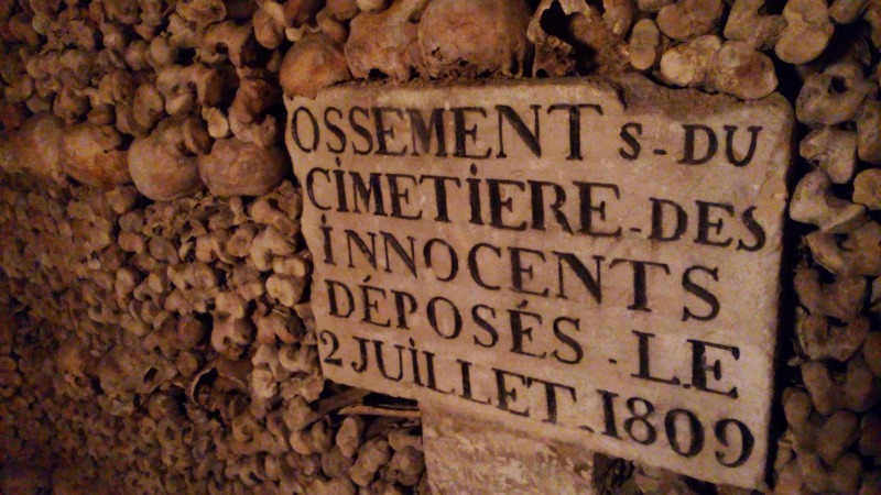 ossements cimetière des innocents paris