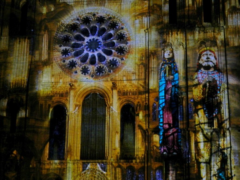 cathédrale chartres en lumière